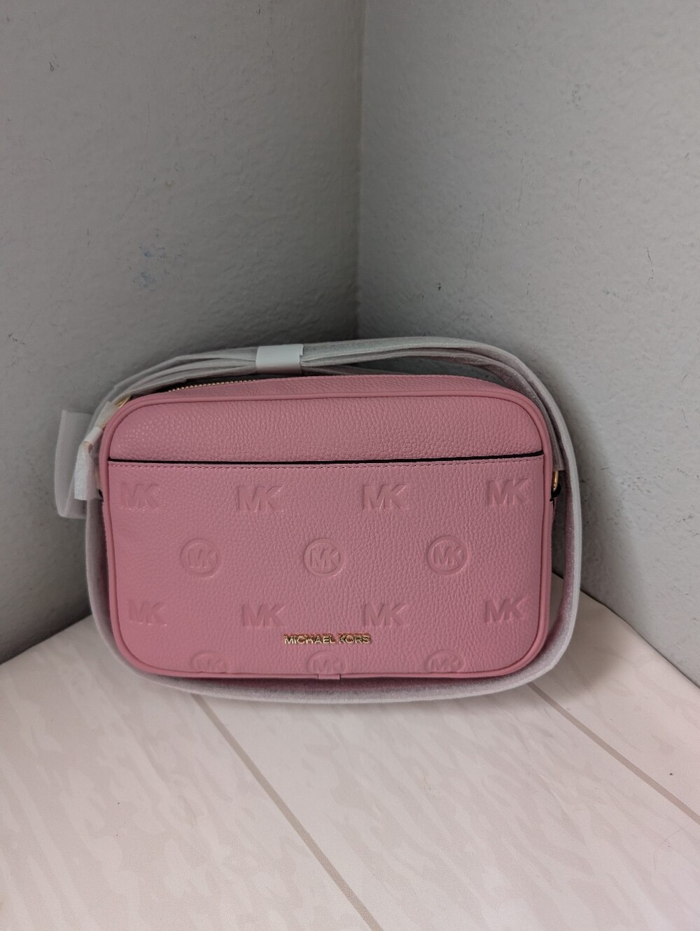 NWT Michael Kors Jet Set Travel Large Logo Debossed Camera Crossbody Bag